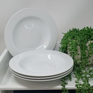 Elegant White Dinner Plate Set
